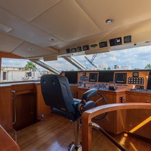 Heron Yacht 