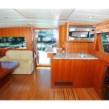 Luna Yacht 