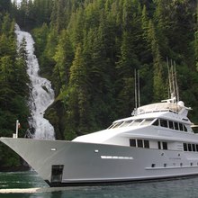 Serenity Yacht 