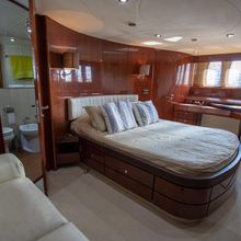 Happy Dream Yacht 