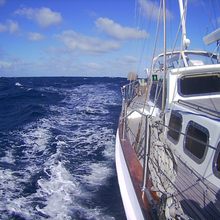 Yonder Star Yacht 
