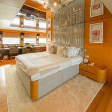 Darling Yacht 