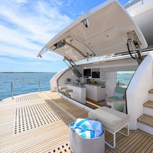 Aqua Life Yacht 