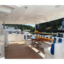 Luna Yacht 