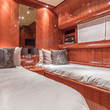 Ecj Luxe Yacht 