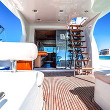 Rafia Yacht 
