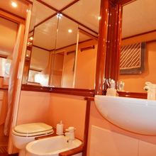 Blumar Yacht 