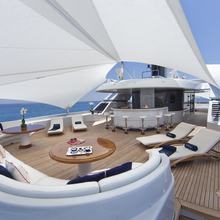 Sarah Yacht Sundeck and bar