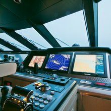 Plus Too Yacht 