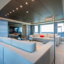 Navis Yacht 