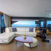 Aqua Life Yacht 