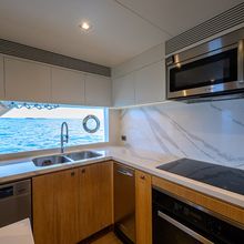 Aqua Life Yacht 