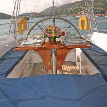 Anahita Yacht 