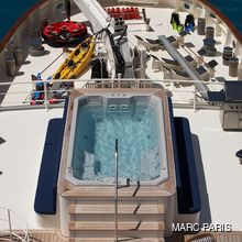 Seawolf Yacht Jacuzzi