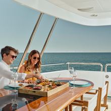 Flying Fish Yacht 