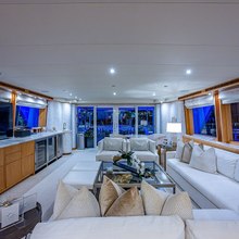No Buoys Yacht 