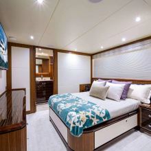 Zephyr Yacht 