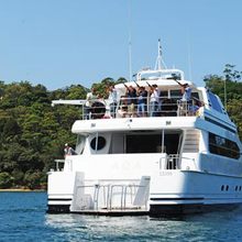 AQA Yacht 