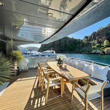 Seven Yacht 