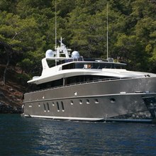 Seven Yacht 