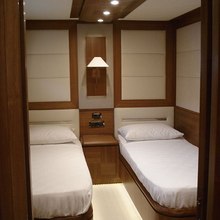 Cosmos Luna Yacht 