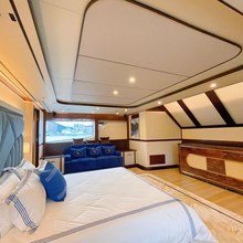 RUI ZI 4605 Yacht 