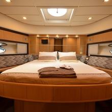 Sakura Yacht 