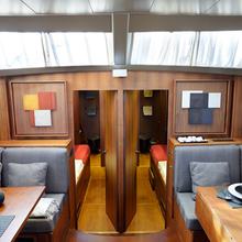 Sixteen Tons Yacht 