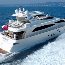 Larmera Yacht 