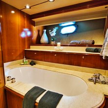 YCM 105 Yacht 