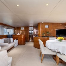 Goldfinger 007 Yacht 