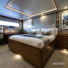 Belle Yacht 