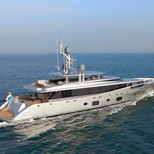 Bella Vita Yacht 