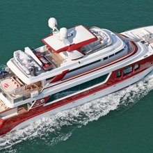 Red Pearl Yacht 