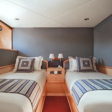 Flying Fish Yacht 