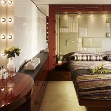 E & E Yacht Guest Stateroom