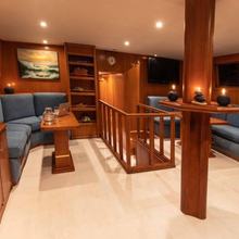 Iris PSI Yacht 