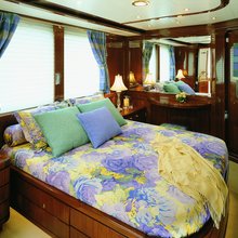Jasmine Yacht VIP Starboard Stateroom