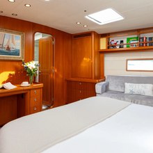 Starfall Yacht 