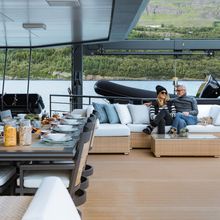 Q Yacht 