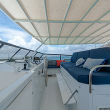 Island Time Yacht 