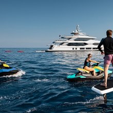 Elza Yacht 