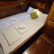 Stella Queen Yacht 