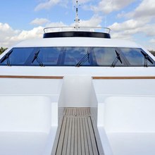 Moza Yacht 