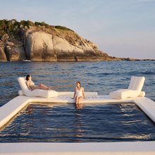 Vanora Yacht 