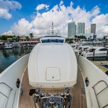 Happy Hour Yacht 