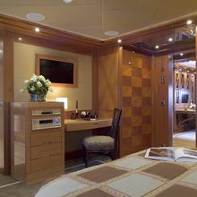 Amaral Yacht VIP Stateroom