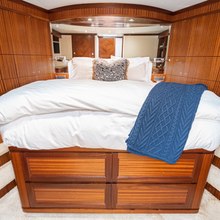Phantom Yacht 