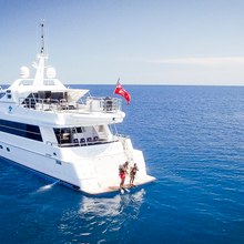 Flying Fish Yacht 