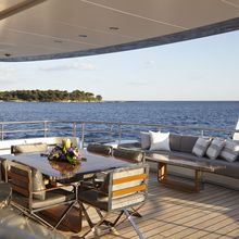 Bella Vita Yacht 